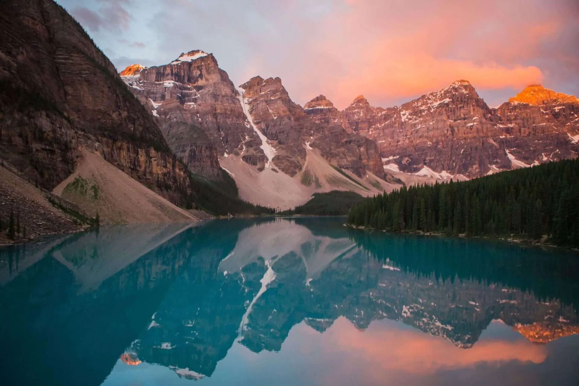 Peyto Lake from Bow Summit at sunrise
