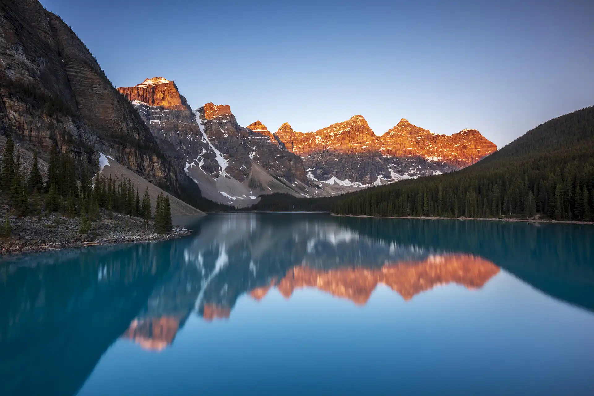 Moraine Lake at sunrise